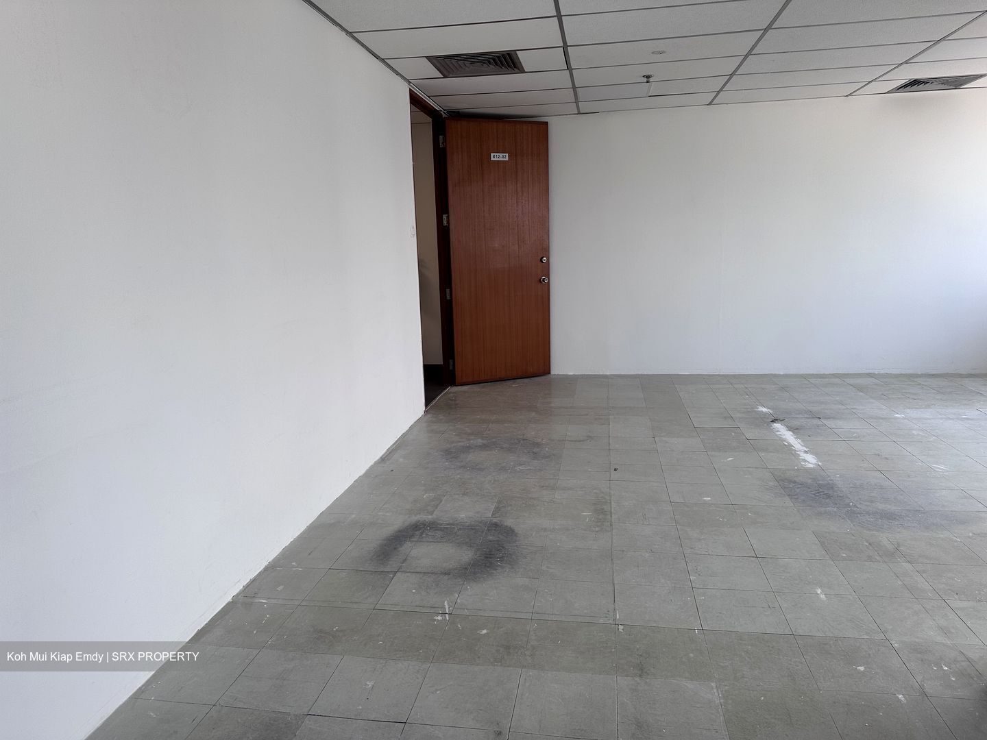 Og Albert Complex (D7), Office #611148601